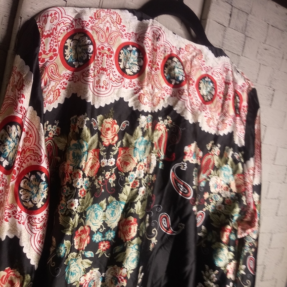 Dress - Picture 6 of 8